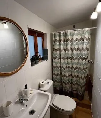 Casa De 5 Hasta 9 Plazas, La Casilla En Durcal, Granada *