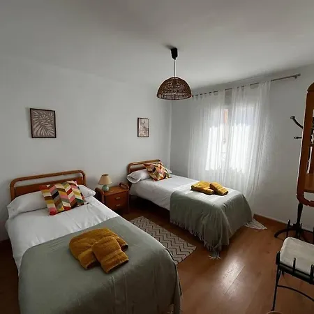 Holiday home Casa De 5 Hasta 9 Plazas, La Casilla En Durcal, Granada