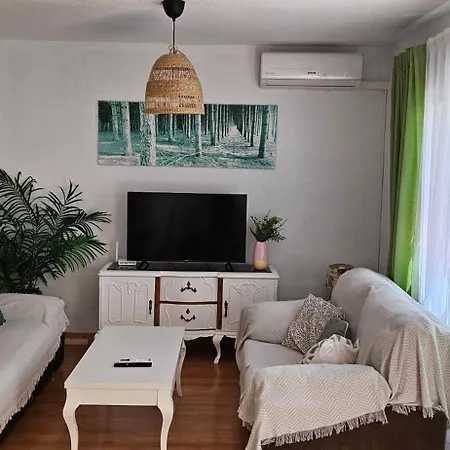 Сasa de vacaciones Casa De 5 Hasta 9 Plazas, La Casilla En Durcal, Granada