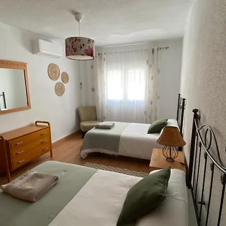 Casa De 5 Hasta 9 Plazas, La Casilla En Durcal, Granada Holiday home
